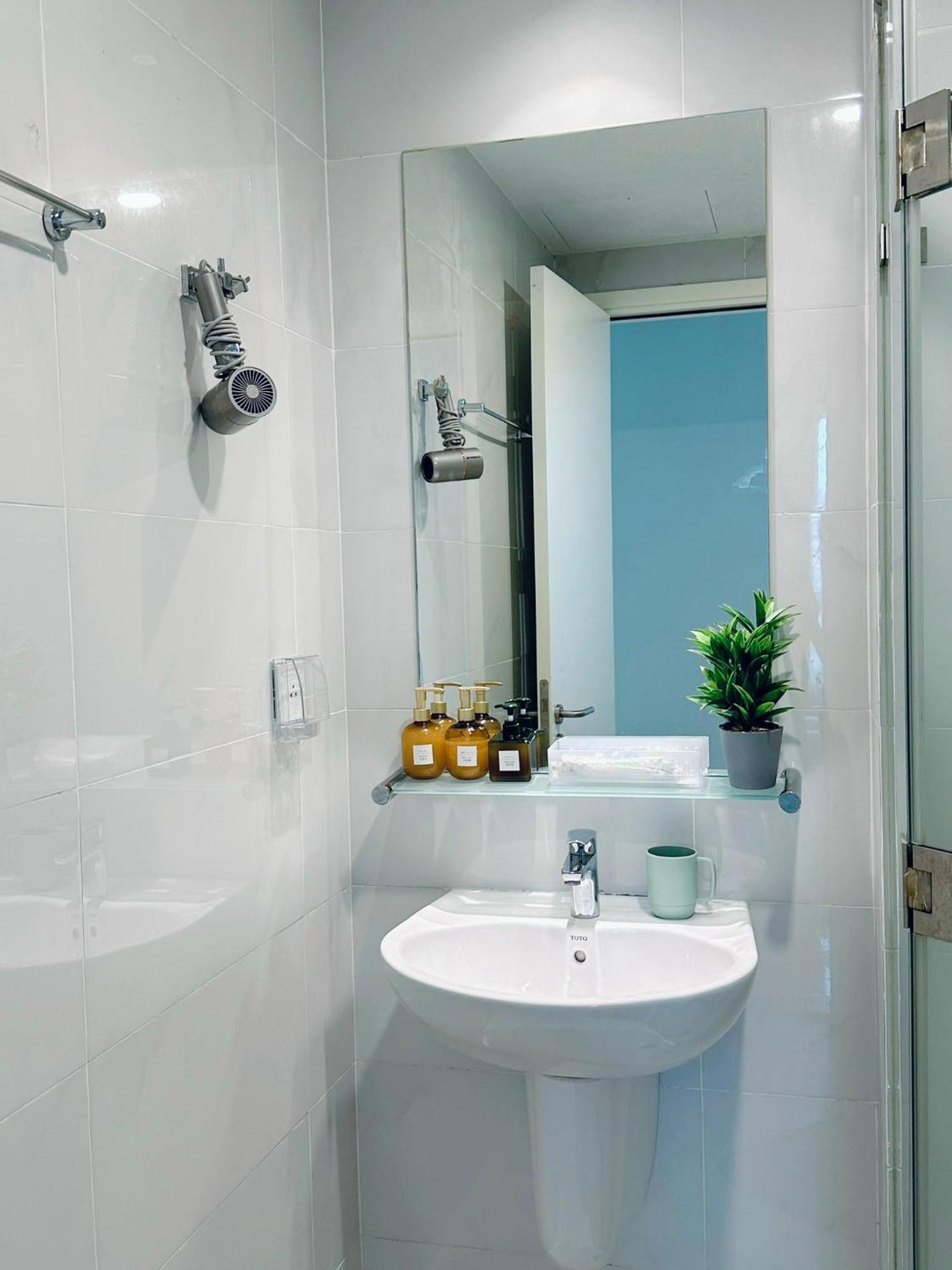 Masteri Thao Dien - Fully Furnished, Swimming Pool, Gym, Shopping Center Căn hộ *